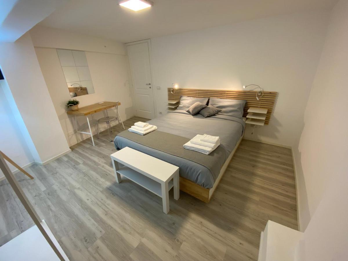 Palazzo Caltagirone Suite Palermo Exterior photo